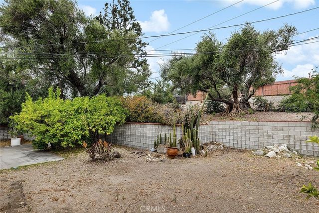 2325 Caracas Street, La Crescenta, CA 91214