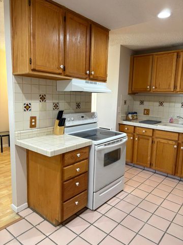 2800 Vail Avenue SE UNIT 105, Albuquerque, NM 87106