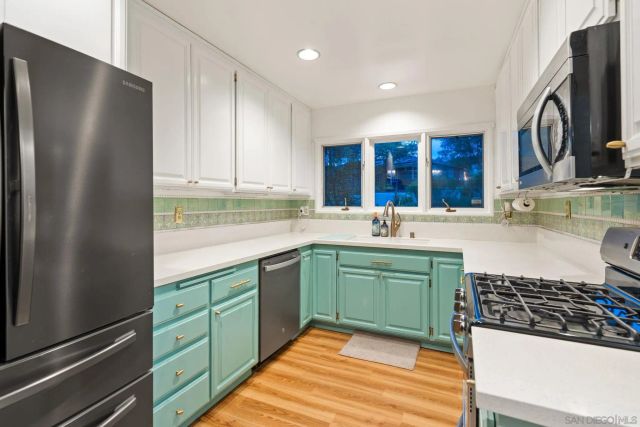 4413 Upland St, La Mesa, CA 91941