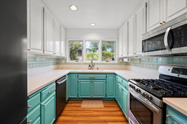 4413 Upland St, La Mesa, CA 91941