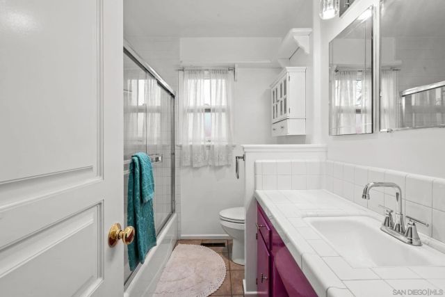 4413 Upland St, La Mesa, CA 91941