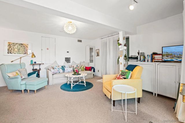 4413 Upland St, La Mesa, CA 91941