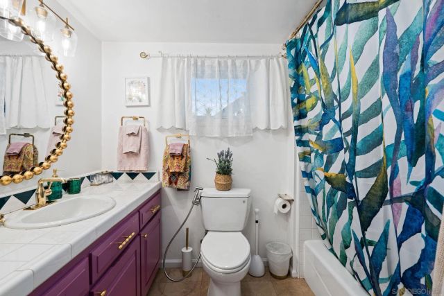 4413 Upland St, La Mesa, CA 91941