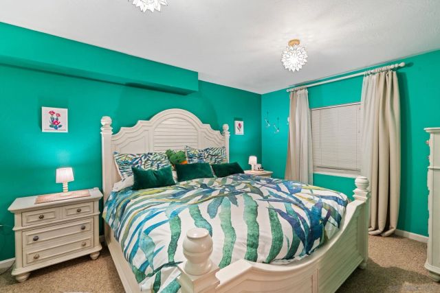 4413 Upland St, La Mesa, CA 91941