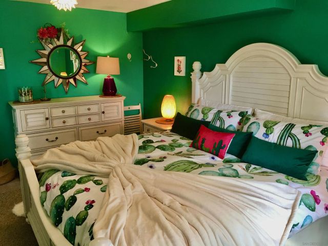 4413 Upland St, La Mesa, CA 91941