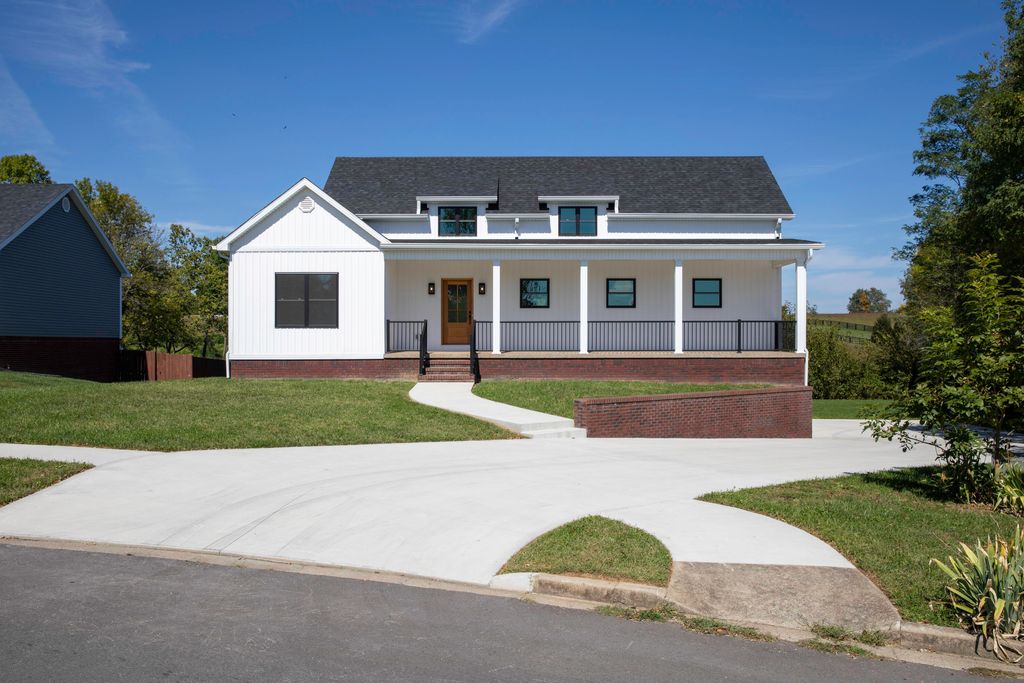 100 Chandler Drive, Danville, KY 40422