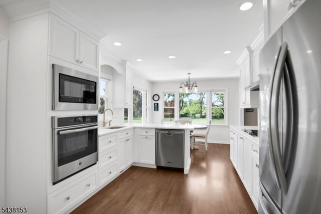 80 Juniper Way, Bernards Twp., NJ 07920