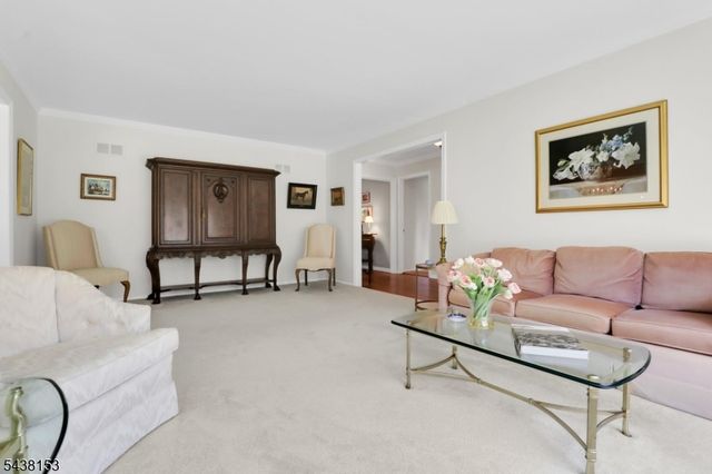 80 Juniper Way, Bernards Twp., NJ 07920