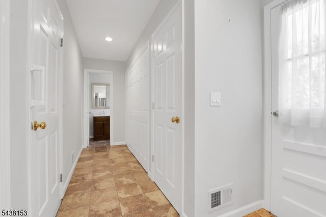 80 Juniper Way, Bernards Twp., NJ 07920