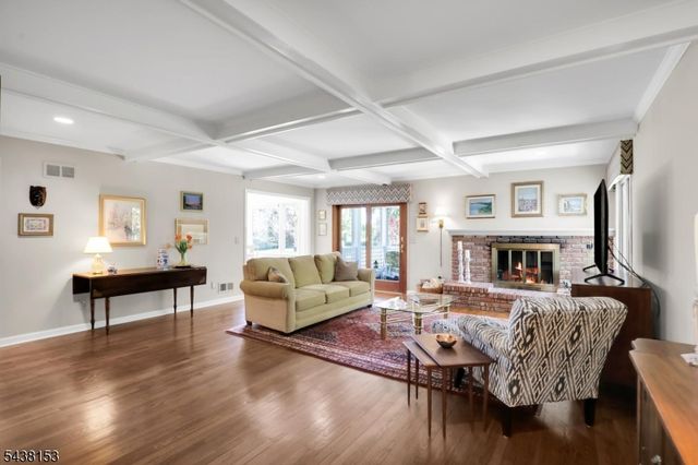 80 Juniper Way, Bernards Twp., NJ 07920
