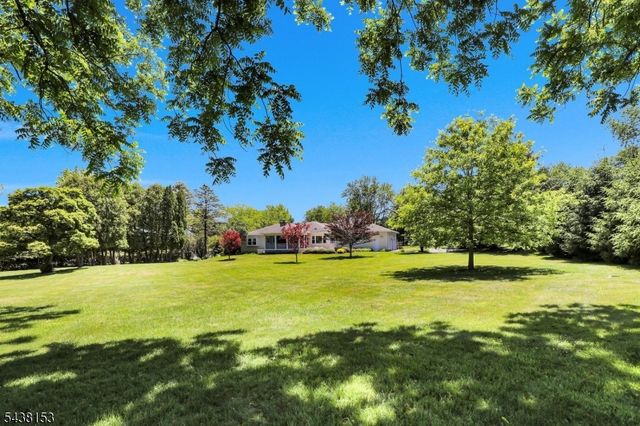 80 Juniper Way, Bernards Twp., NJ 07920