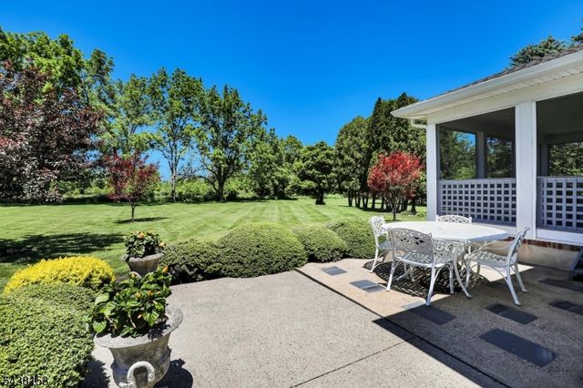 80 Juniper Way, Bernards Twp., NJ 07920