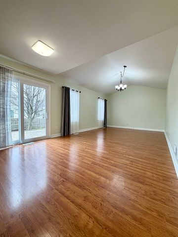 665 Lakewood Farms Drive, Bolingbrook, IL 60490