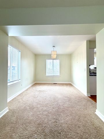 665 Lakewood Farms Drive, Bolingbrook, IL 60490