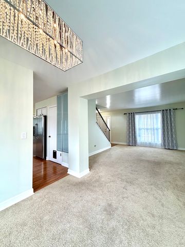 665 Lakewood Farms Drive, Bolingbrook, IL 60490