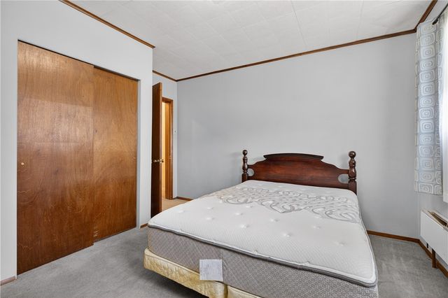 1804 Ley St, Troy Hill, PA 15212