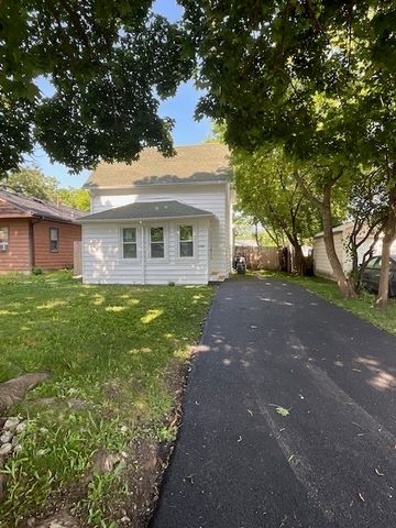 1703 Hermon Avenue, Zion, IL 60099