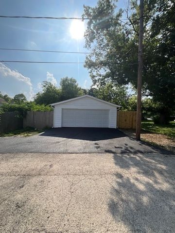1703 Hermon Avenue, Zion, IL 60099