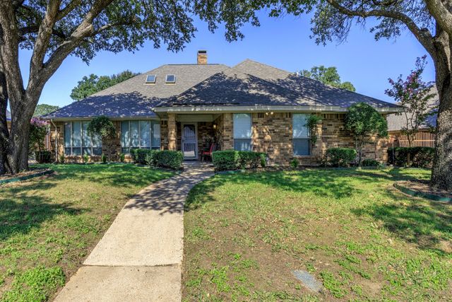 7324 Bramblewood Road, Fort Worth, TX 76133