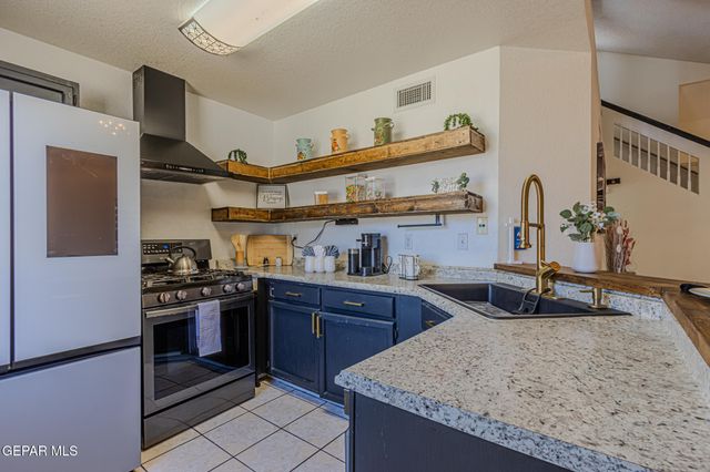11769 ROYAL BANNER Lane, El Paso, TX 79936