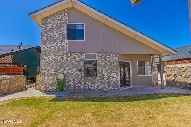 11769 ROYAL BANNER Lane, El Paso, TX 79936