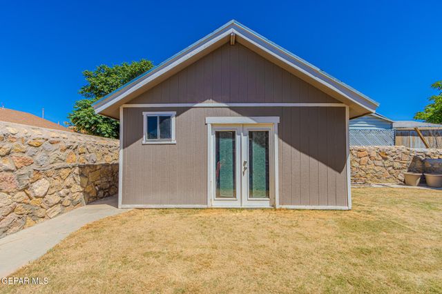 11769 ROYAL BANNER Lane, El Paso, TX 79936
