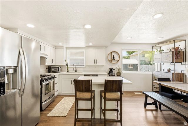 2042 N 630 W, Clinton, UT 84015