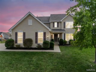 7114 Whisper Creek Drive, Wentzville, MO 63385