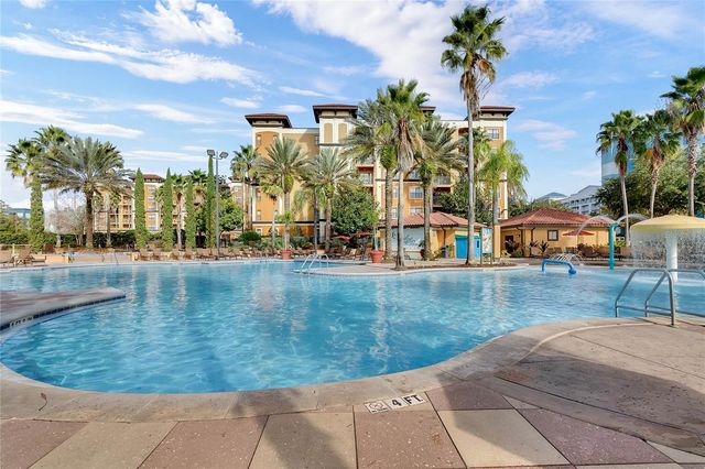12527 FLORIDAYS RESORT DRIVE 511E, Orlando, FL 32821