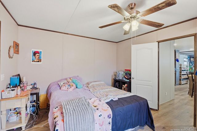 4426 Southern Trl, Von Ormy, TX 78073