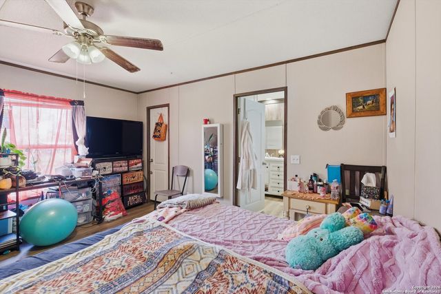 4426 Southern Trl, Von Ormy, TX 78073