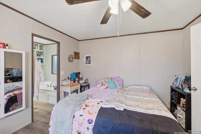 4426 Southern Trl, Von Ormy, TX 78073