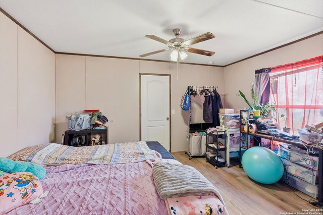 4426 Southern Trl, Von Ormy, TX 78073