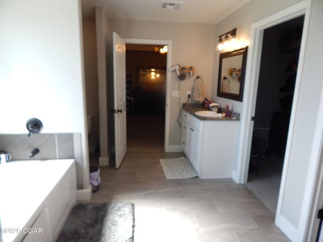 804 Summerlyn Lane, Carl Junction, MO 64834