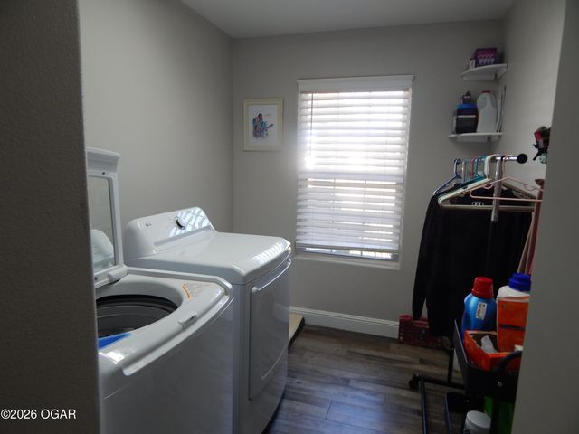 804 Summerlyn Lane, Carl Junction, MO 64834