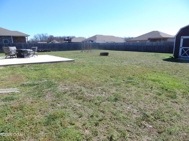 804 Summerlyn Lane, Carl Junction, MO 64834