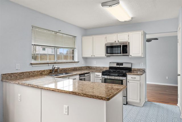 4207 Royal Manor Drive, Pasadena, TX 77505