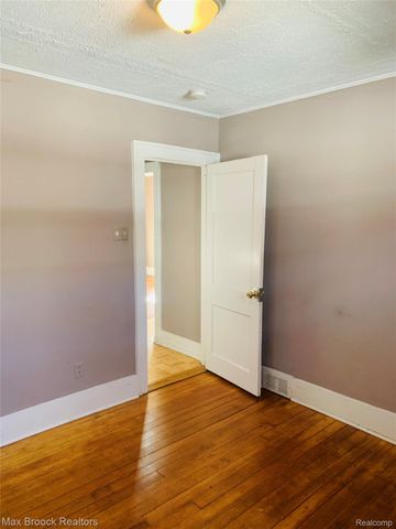 510 Stratford Road, Ferndale, MI 48220