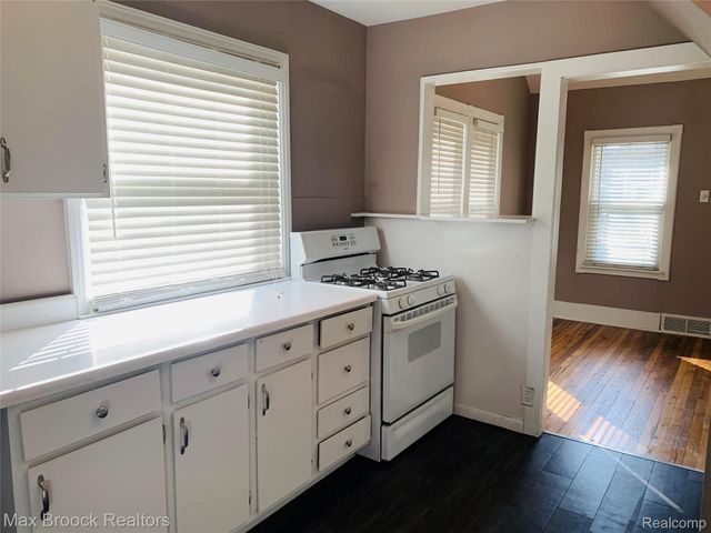 510 Stratford Road, Ferndale, MI 48220