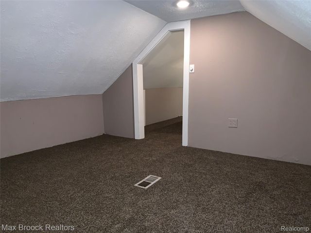 510 Stratford Road, Ferndale, MI 48220