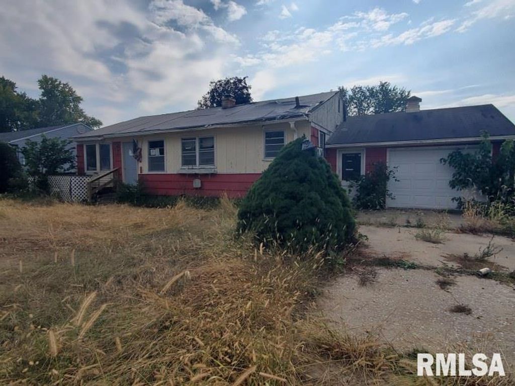 4608 50TH Avenue, Moline, IL 61265