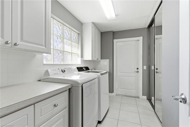 3612 Exuma WAY, Naples, FL 34119