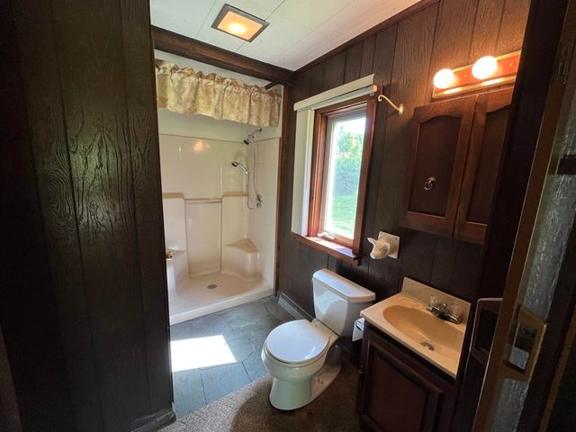 18 Montvert Road, Middletown Springs, VT 05757