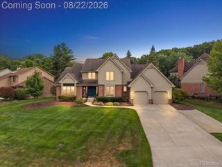 30111 White Hall Drive, Farmington Hills, MI 48331