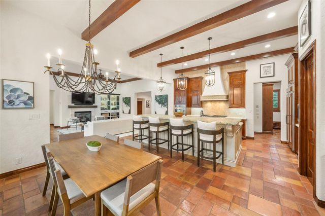 83 Lakeside Green, The Woodlands, TX 77382