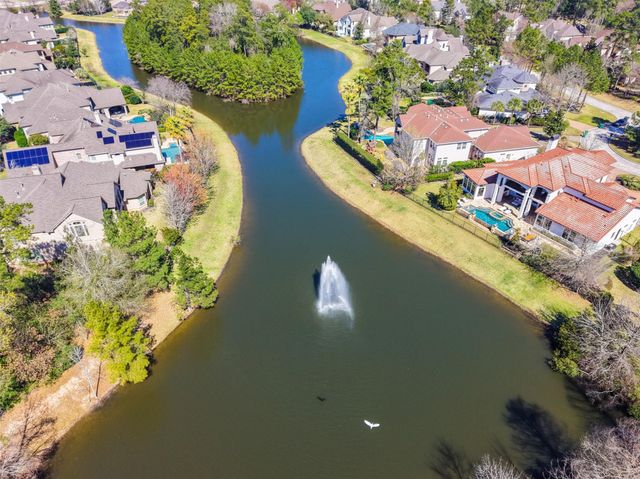 83 Lakeside Green, The Woodlands, TX 77382