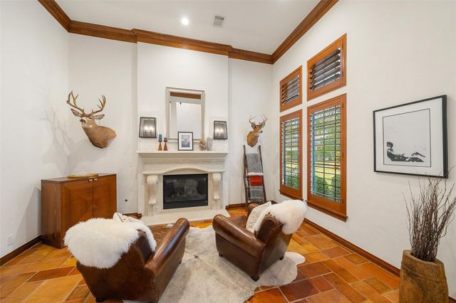 83 Lakeside Green, The Woodlands, TX 77382