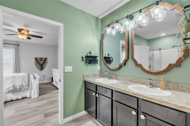 4110 WILLOW HAMMOCK DR, Palmetto, FL 34221