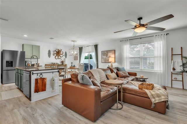 4110 WILLOW HAMMOCK DR, Palmetto, FL 34221