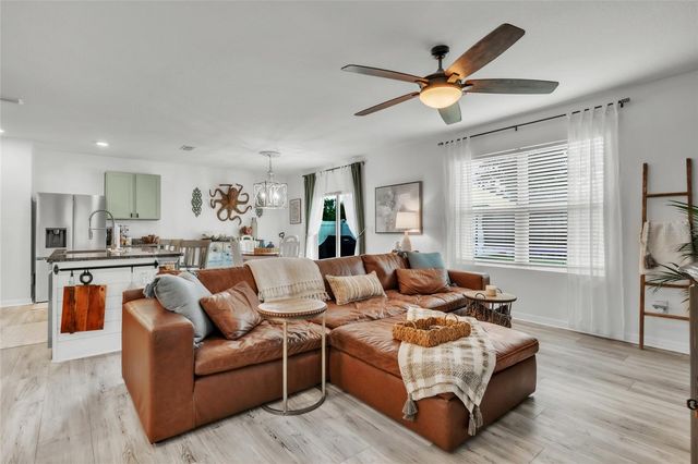 4110 WILLOW HAMMOCK DR, Palmetto, FL 34221